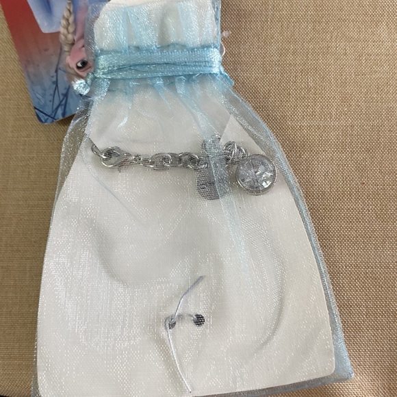 #1- Disney Frozen II Bracelet age 3+ (AI) - Picture 5 of 6
